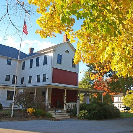 Woodbound Inn Rindge Exteriér fotografie