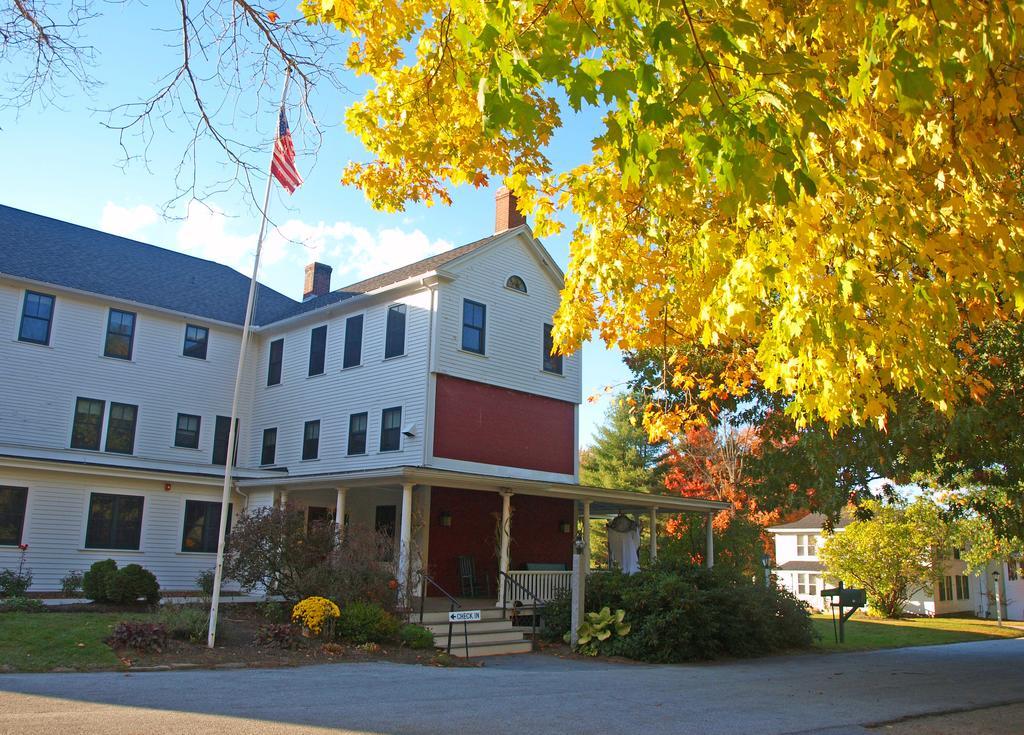 Woodbound Inn Rindge Exteriér fotografie